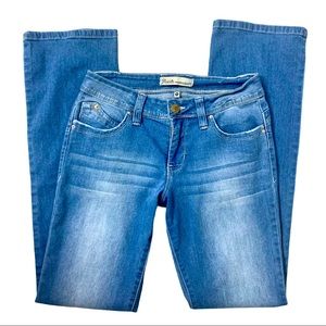 royalty for me wholesale